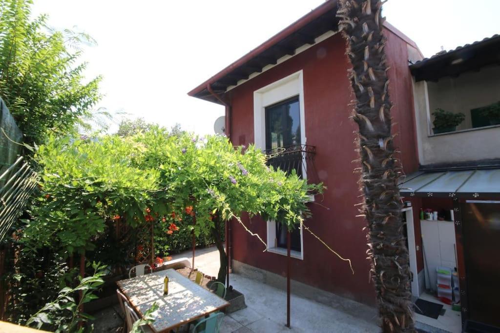 Cozy Modern Apt W Free Parking Bbq & Fully Equipped Villa Como Eksteriør bilde