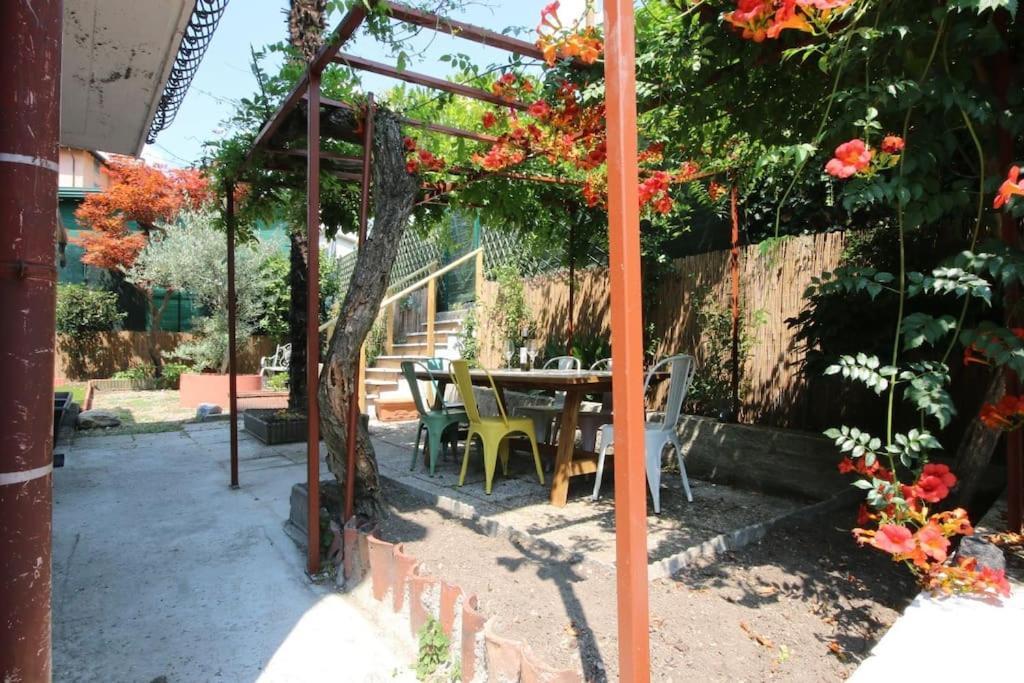 Cozy Modern Apt W Free Parking Bbq & Fully Equipped Villa Como Eksteriør bilde