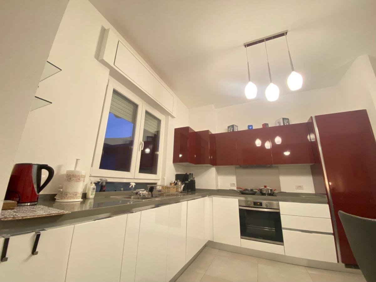 Cozy Modern Apt W Free Parking Bbq & Fully Equipped Villa Como Eksteriør bilde